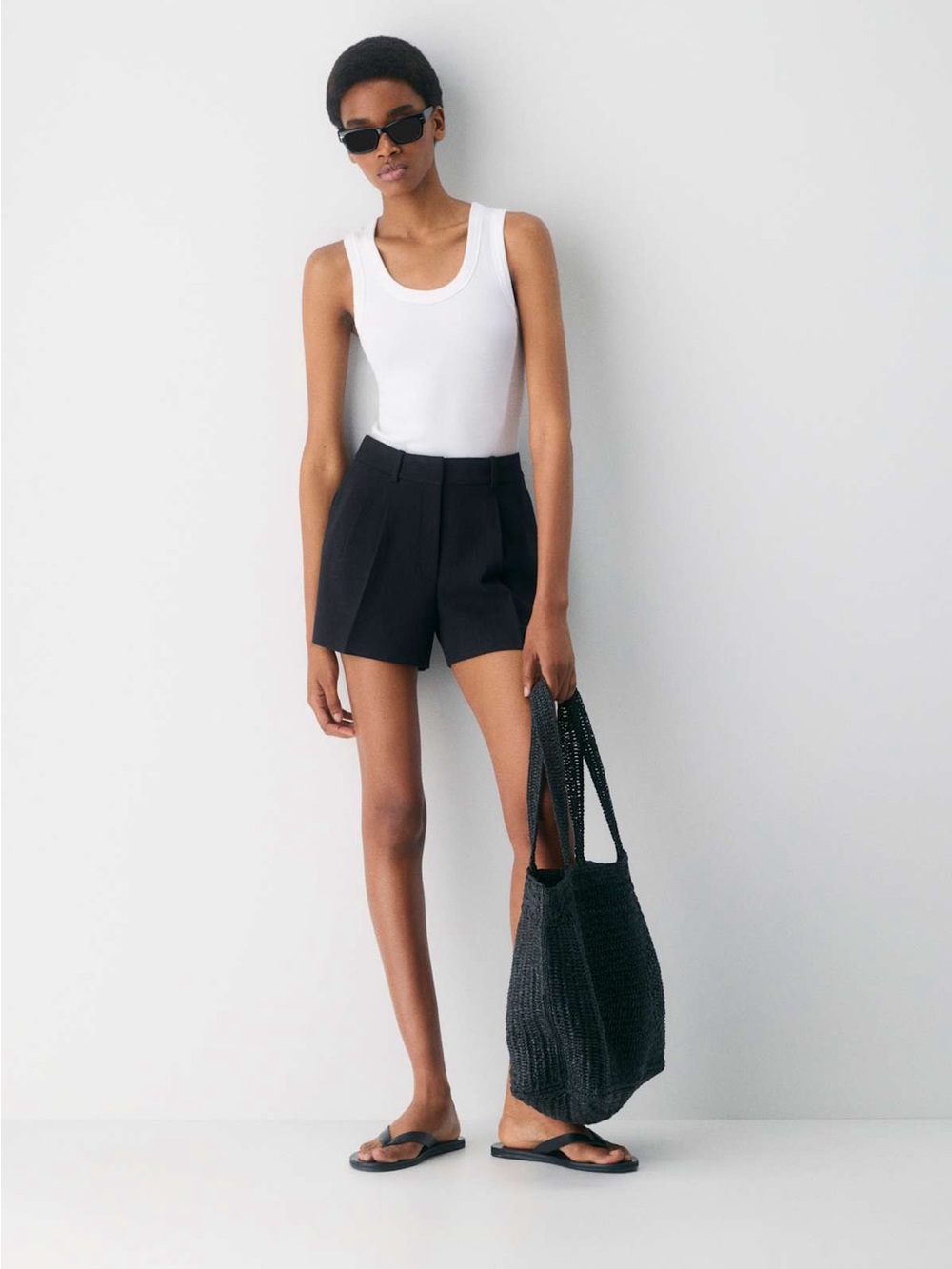 Aritzia Black Tailored Effortless Shorts